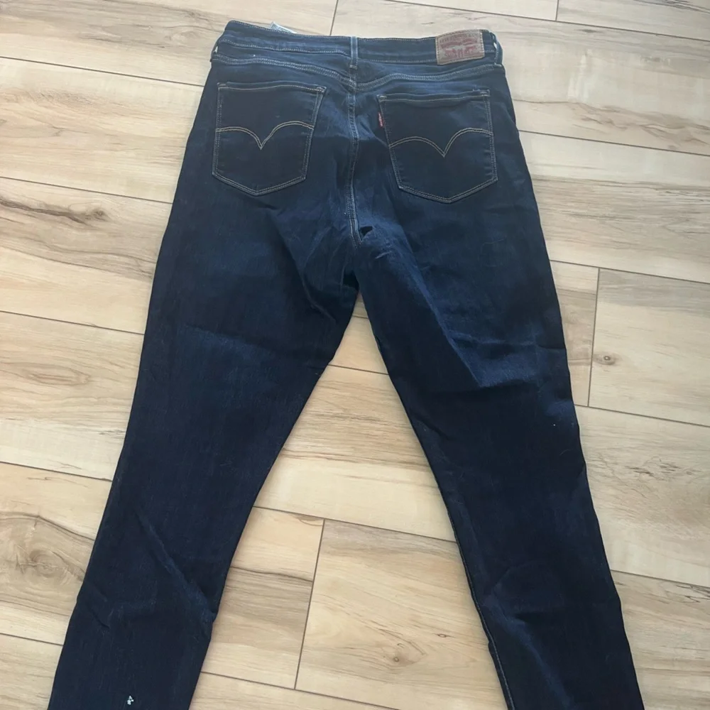 Levi’s High rise skinny jeans size 31 - Picture 4 of 5